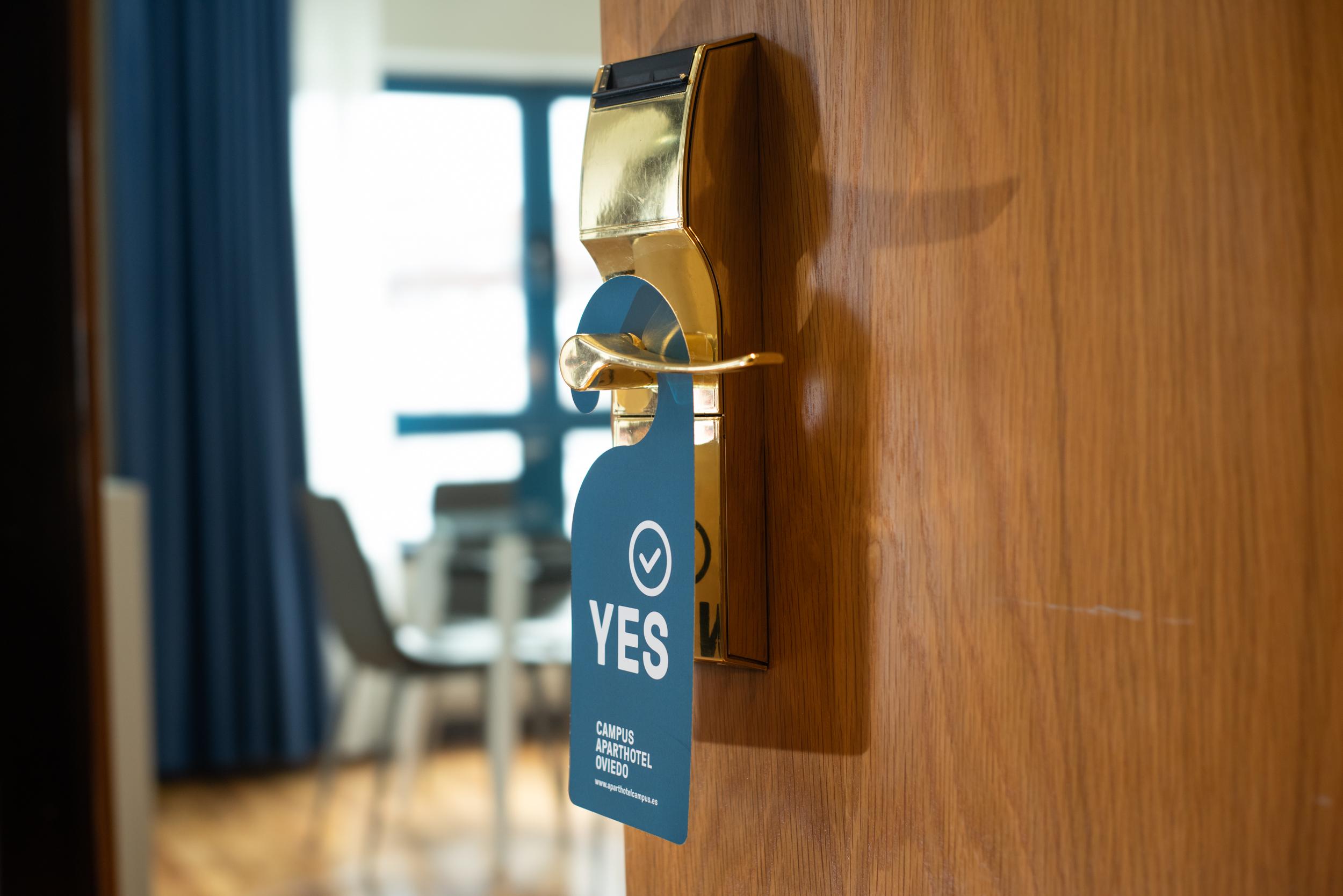 Aparthotel Campus Oviedo Eksteriør bilde