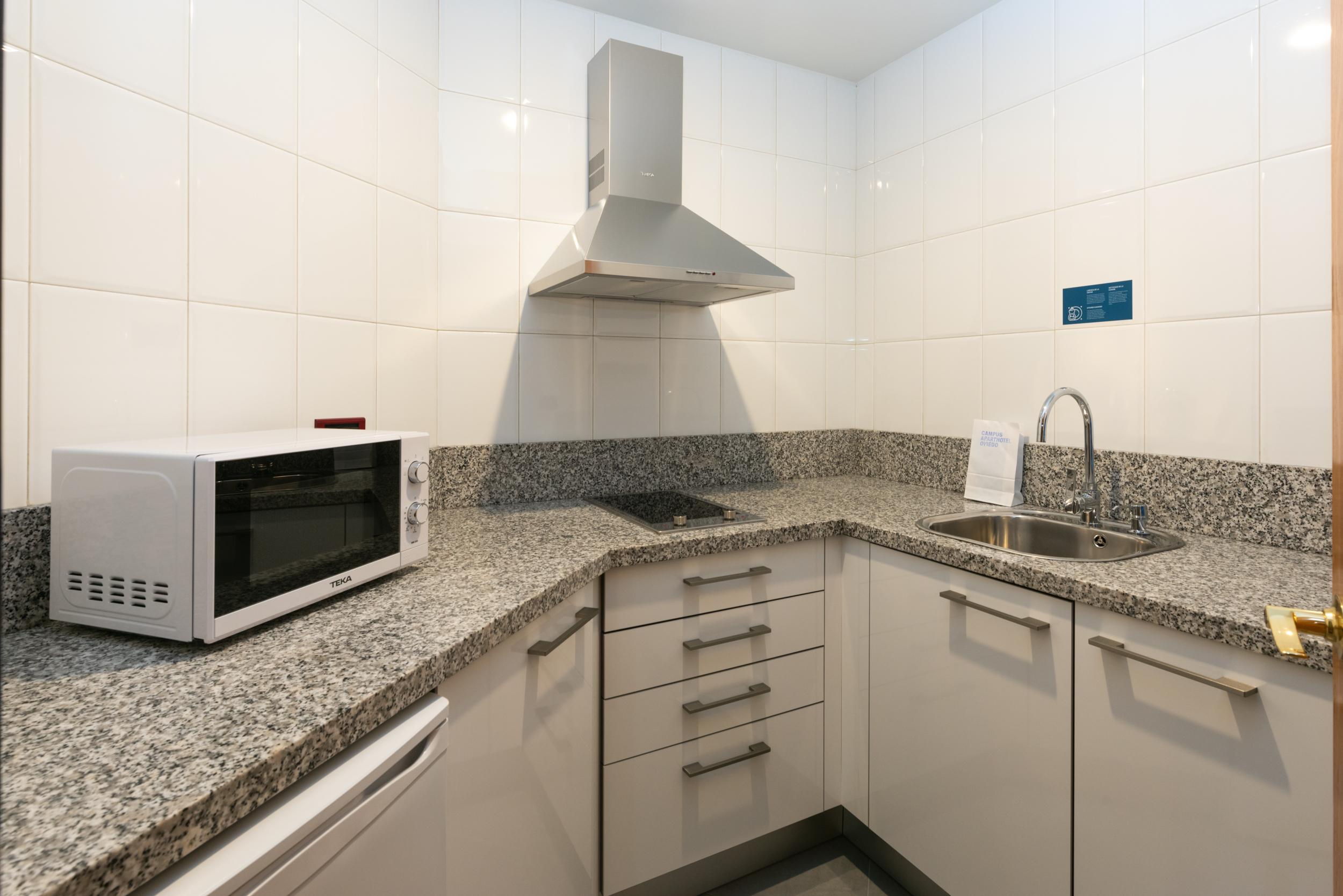 Aparthotel Campus Oviedo Eksteriør bilde