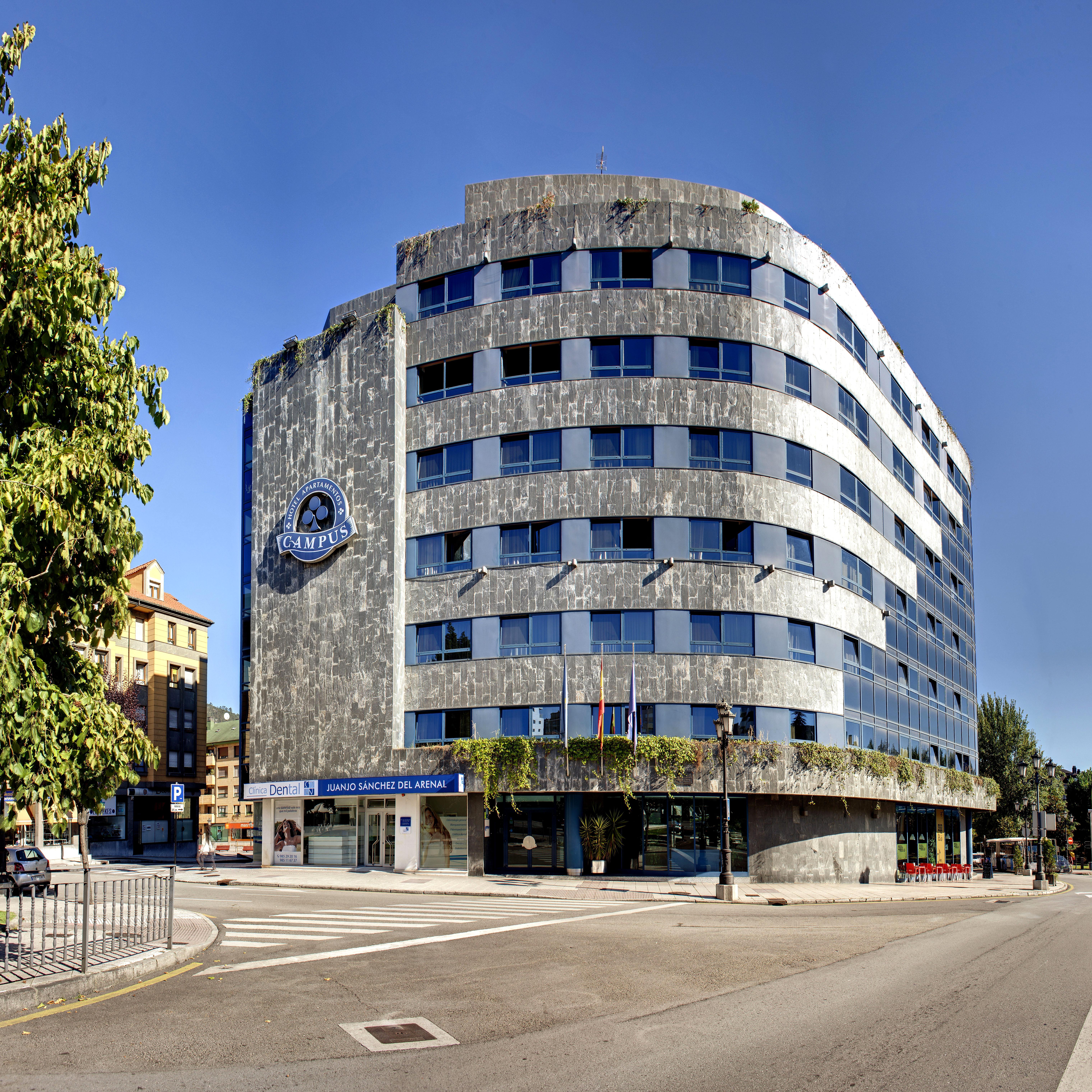 Aparthotel Campus Oviedo Eksteriør bilde