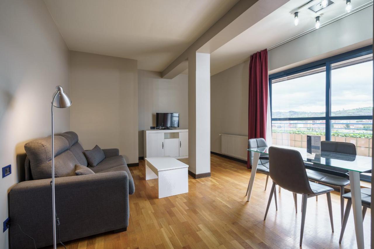 Aparthotel Campus Oviedo Eksteriør bilde